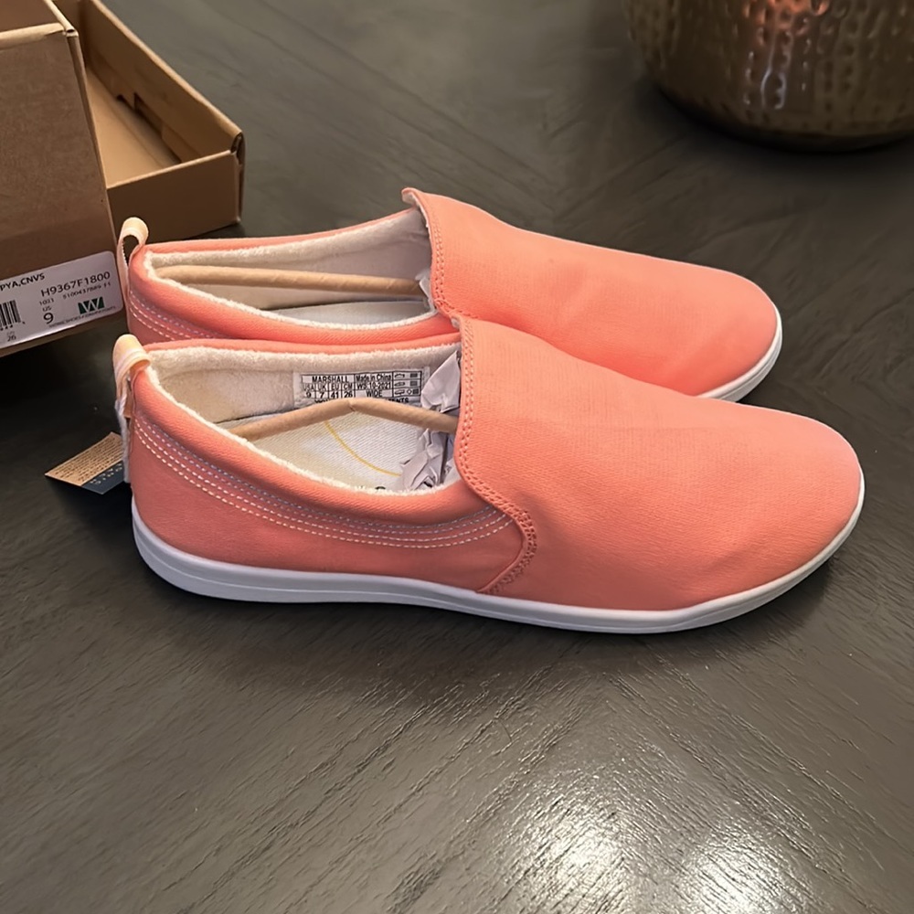 Women’s Vionic Marshall Canvas Slip On – Papaya (WIDE) - Picture 5 of 12